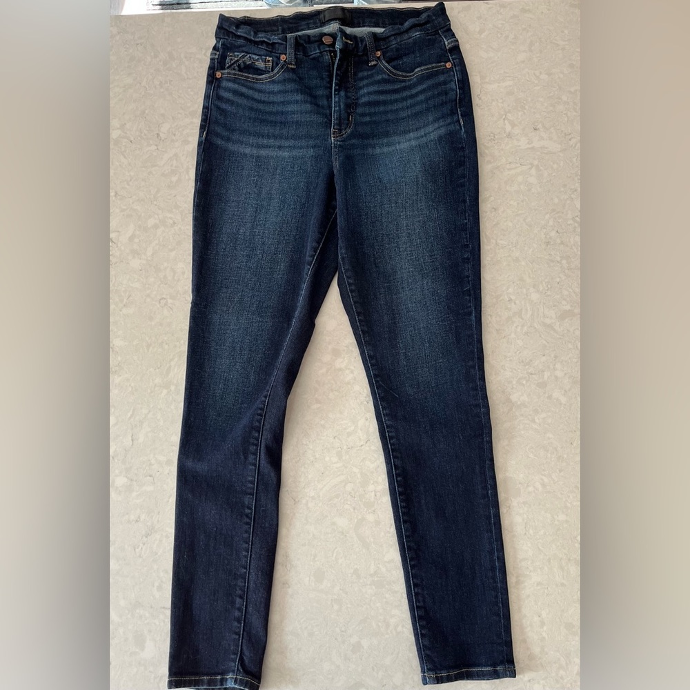 Buckle Black women’s jeans